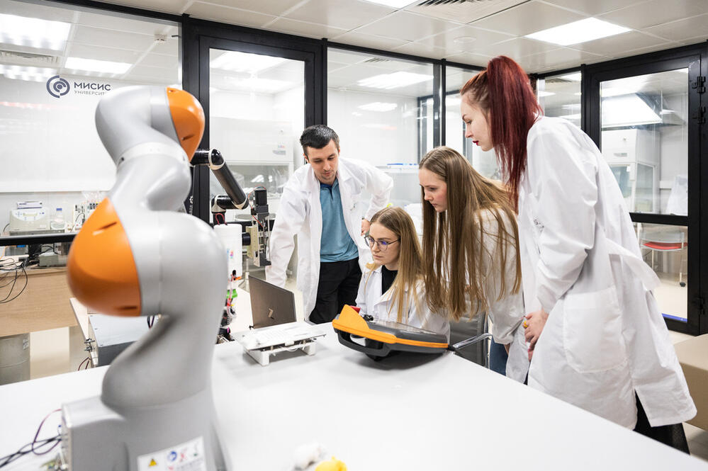 Передовая инженерная школа